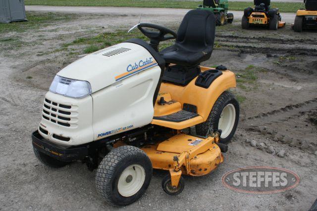  Cub Cadet GT3100_1.jpg